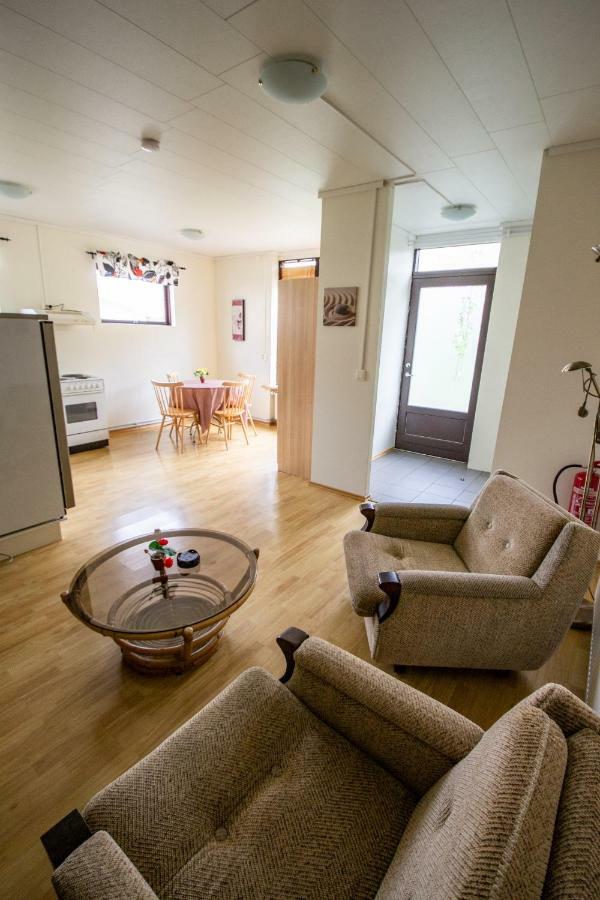 Saurbaer Apartment Varmahlid  Buitenkant foto