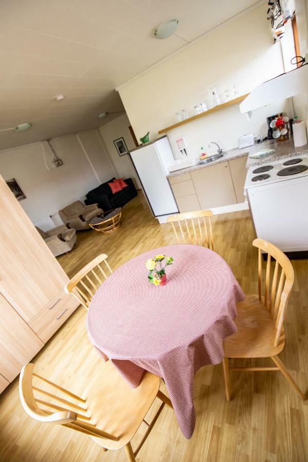 Saurbaer Apartment Varmahlid  Buitenkant foto